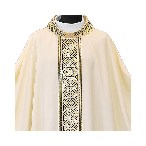 Chasuble with modern geometric band in the centre and on the sleeves 2