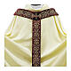 Cream-coloured chasuble with burgundy velvet pallium and golden embroidery s2
