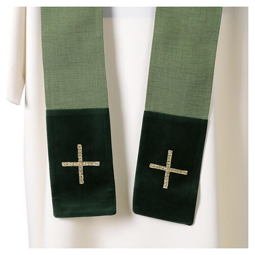 Chasuble with velvet band embroidered with golden vine leaves 11
