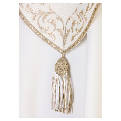 Pluvial 100% lã com bordado floral dourado Gamma 10