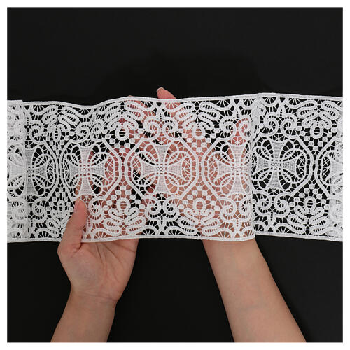 Tramezzo macramè con croce bianco 15 cm euro/mt 2