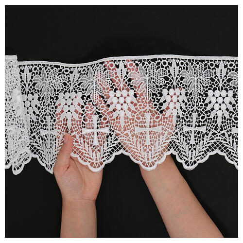 White macramé lace, spikes and cross, 16 cm, euros/m 2