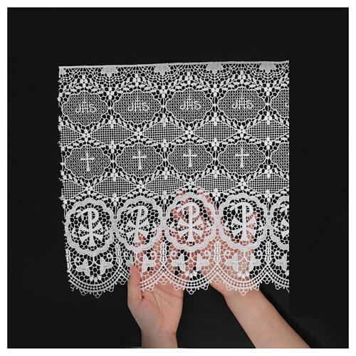 White macramé lace with Chi-Rho and honeycomb pattern, 35 cm, euros/m 2