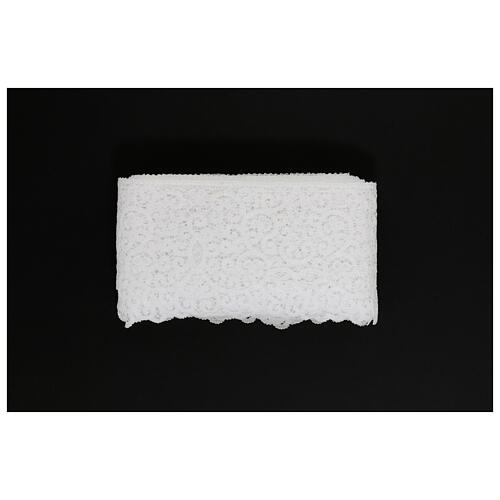 Macramé bobbin lace of white silk, 15 cm, euros/m 3
