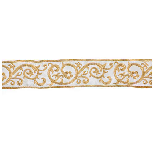 Decorative band with golden embroidery 9 cm euros/m 1