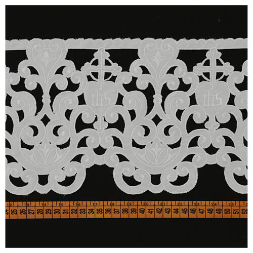 Scalloped macramé trim with lily pattern 16 cm euros/m 3