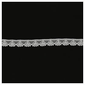 Lace trim with white shell pattern 2.5 cm euros/m