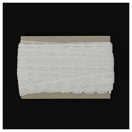 Lace trim with white shell pattern 2.5 cm euros/m 4