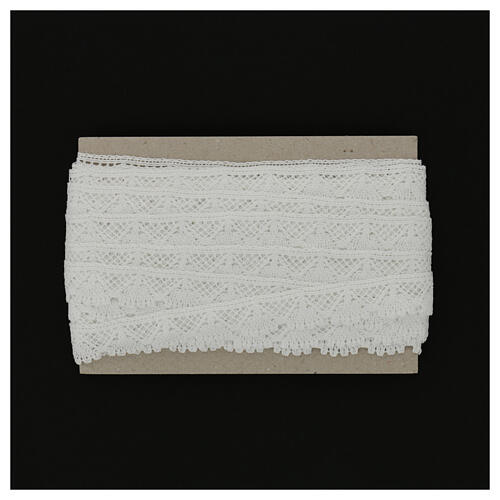 White shell lace border 2.5 cm euro/mt 4