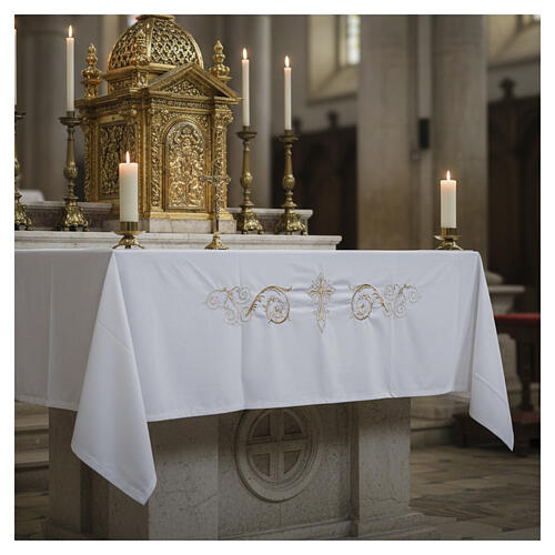 Mantel altar con bordado cruz eucarística y espigas de trigo doradas 4