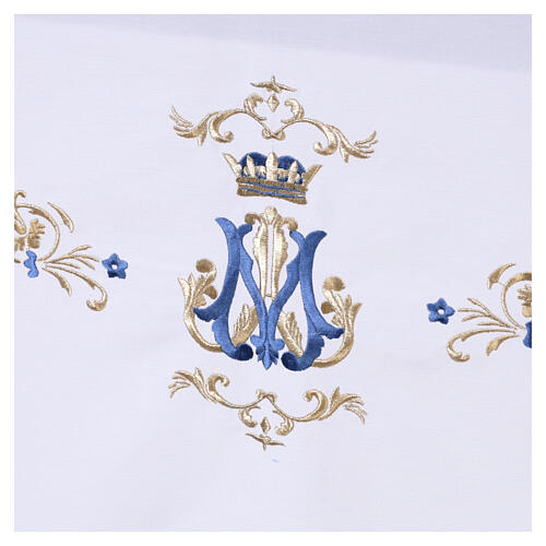 Obrus na ołtarz, motyw Maryjny z monogramem i błękitnymi kwiatami z boku - 160×300 cm 3