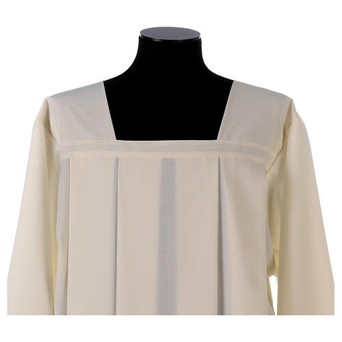 Ivory surplice in polyester and wool with 4 pleats on front 2