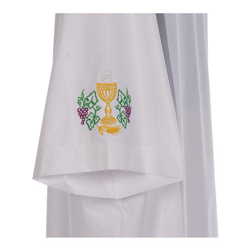 White alb with front pleats and embroidered chalice, grapes and wheat in cotton mix 4