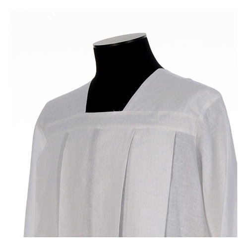 White alb for amice with 4 pleats and collar in 100% linen 4