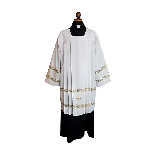 Surplice with six folds, partition and embroidered cross 1