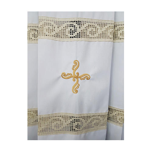 Surplice with six folds, partition and embroidered cross 2