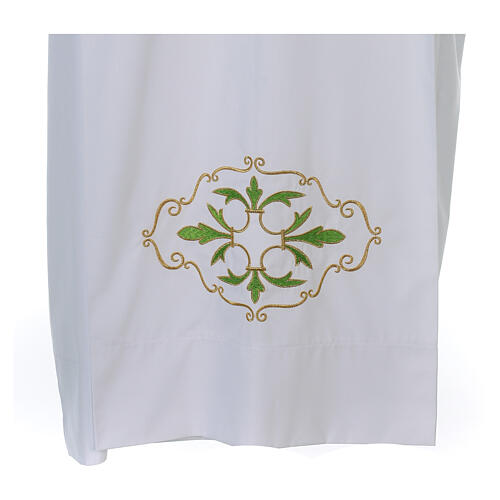 White alb 100% polyester with stylized cross and zip on the front 2