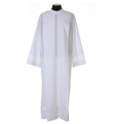 Clerical Alb 65% polyester 35% cotton with lace sleeve decoration and crochet partition with zip on the shoulder 1