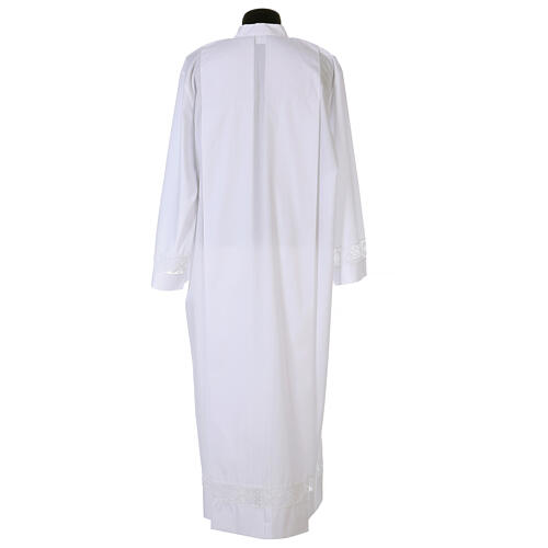 White alb 65% polyester 35% cotton with lace partition and zip on the front 7