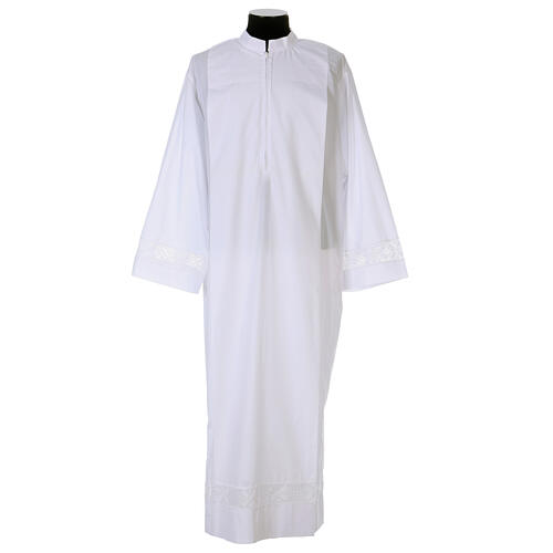 Catholic Alb with lace partition 65% polyester 35% cotton with front zipper 1