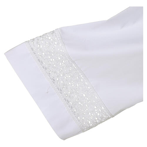 Aube blanche 65% polyester 35% coton entretoile dentelle dorée fermeture avant 7