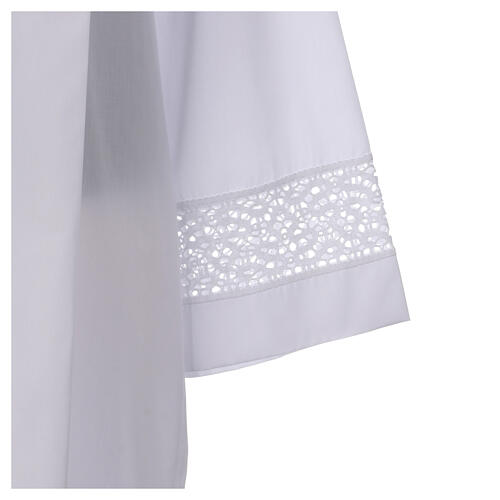 Clergy Alb with shoulder zipper with golden lace and crochet partition 65% polyester 35% cotton 3