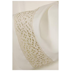 Ivory alb 100% polyester with golden lace partition and zip on shoulder