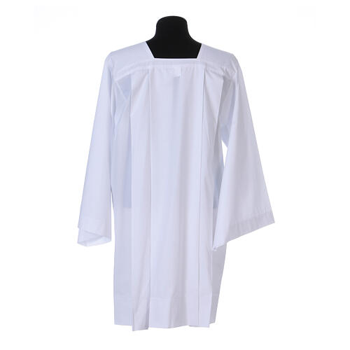 Chorhemd in der Farbe Weiß aus 65% Polyester und 35% Baumwolle mit 4 gelegten Falten 5