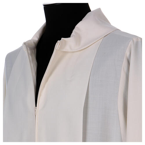 Ivory priest alb with front zipper, 55% polyester 45% wool Gamma 4
