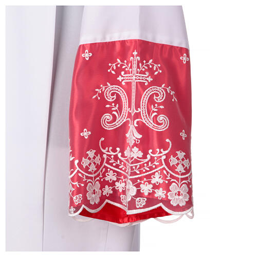 Red satin alb with lace crosses and flowers in white polyester 5