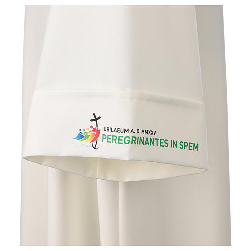 Alva cor de marfim com logótipo oficial Jubileu 2025 corte alargado capuz falso 2