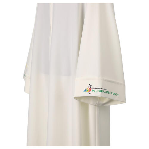 Alva cor de marfim com logótipo oficial Jubileu 2025 corte alargado capuz falso 6