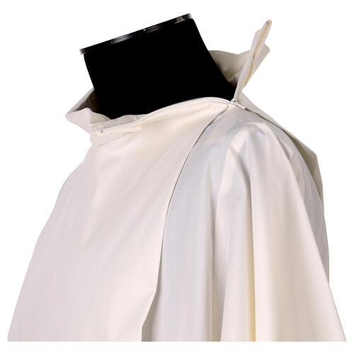 Ivory alb with three rounds of cream-coloured hemstitch 5