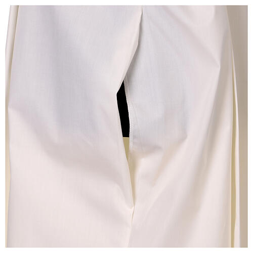 Ivory alb with three rounds of cream-coloured hemstitch 6