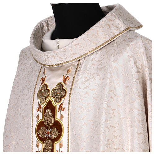 Ivory silk chasuble with filigree, 2025 Jubilee, Limited Edition by Gamma, 1/25 5