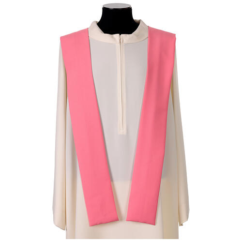 Casulla simple rosa borde dorado 5