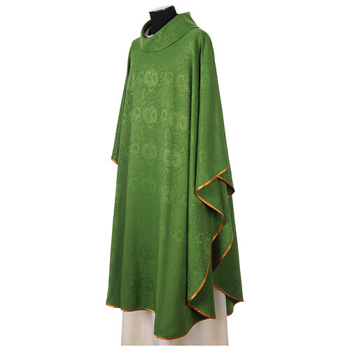 Simple damask chasuble with swirls 4