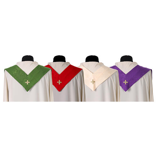 Simple damask chasuble with swirls 10