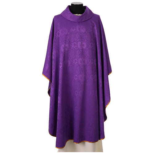 Simple Damask Chasuble with Flourishes 7