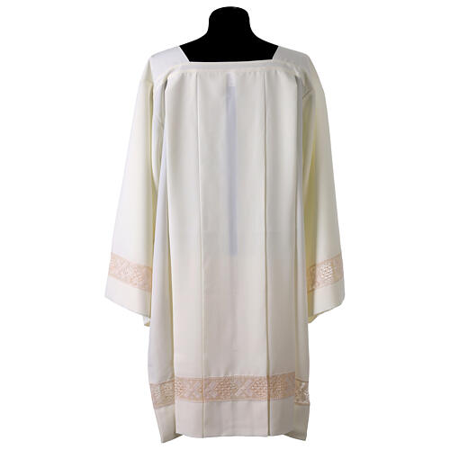 Surplis polyester couleur ivoire avec entretoile en dentelle et 4 plis 6
