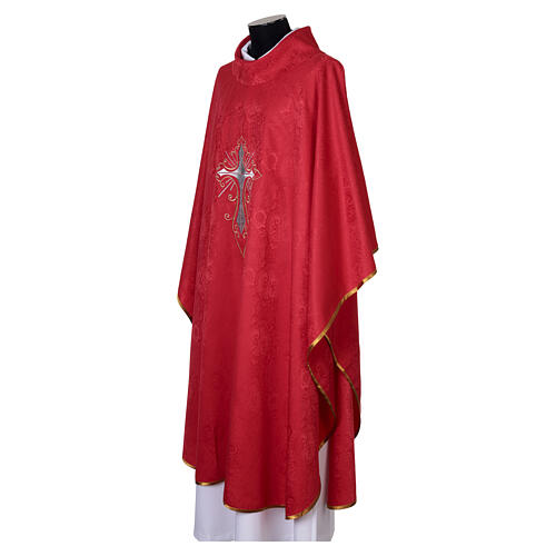 Damask chasuble with gold and silver cross embroidery 12
