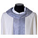 Chasuble liturgique avec bande centrale bleu ciel s3