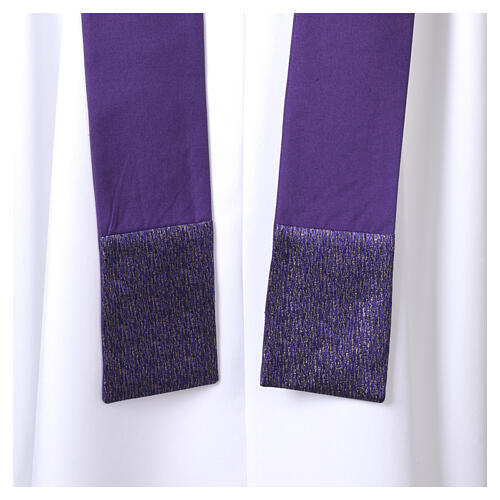 Chasuble à bande centrale brodée avec détails dorés 17