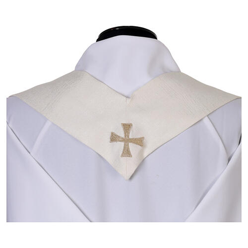 Ivory Marian chasuble with light-blue embroidery 9
