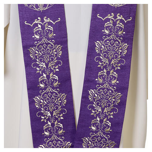 Étole liturgique 100% polyester avec broderie florale stylisée dorée 9