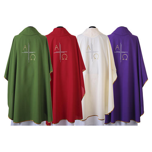 Casulla bordada Alfa y Omega y cruz plateada 11
