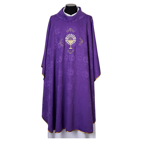 Damask chasuble with JHS Eucharist emblem and stole 11