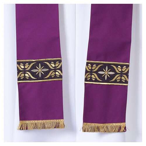 Chasuble couleur aubergine 100% polyester Gamma bande florale 6