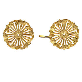 Round-shaped gold plated cope clasp with rays and vegetal pattern, nickel free