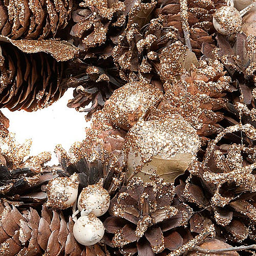 Christmas garland with golden cones 2